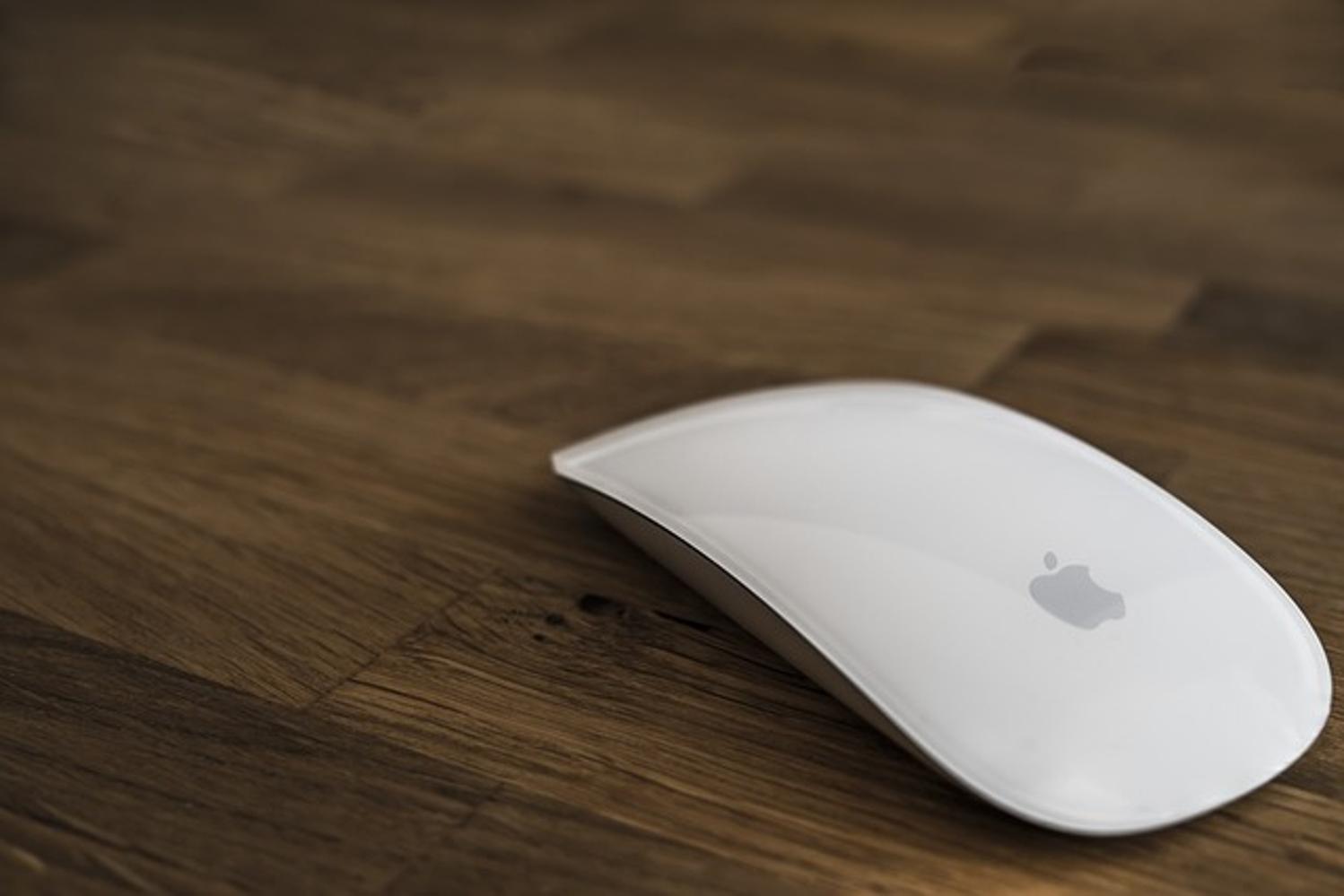 Maîtriser le contrôle multi-écrans avec Mouse Without Borders